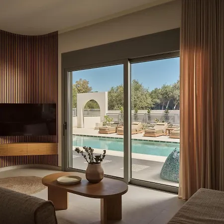D&a, A Private Sanctuary With Heated Pool By Mindyourvilla Villa
