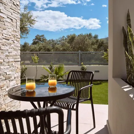 D&a, A Private Sanctuary With Heated Pool By Mindyourvilla Villa