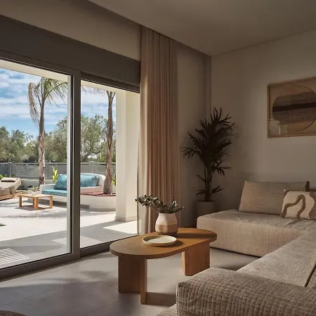 D&a, A Private Sanctuary With Heated Pool By Mindyourvilla Villa