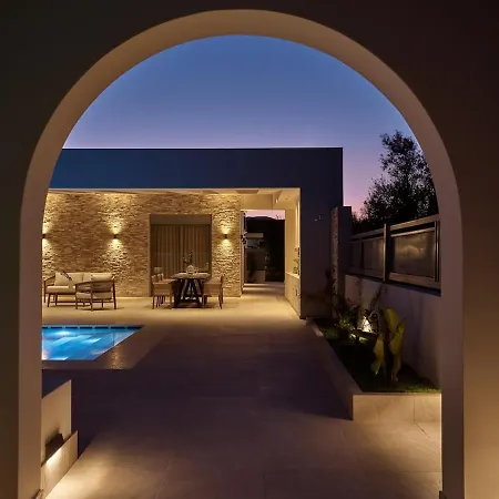 Villa D&a, A Private Sanctuary With Heated Pool By Mindyourvilla Vanato